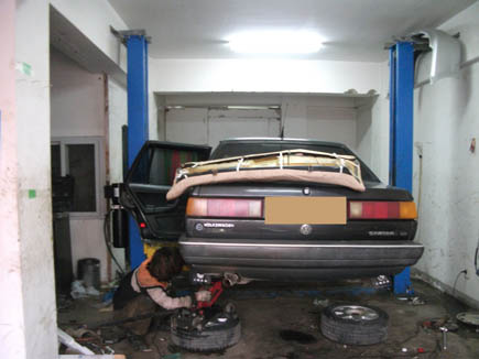 汽車(chē)保養(yǎng)維修